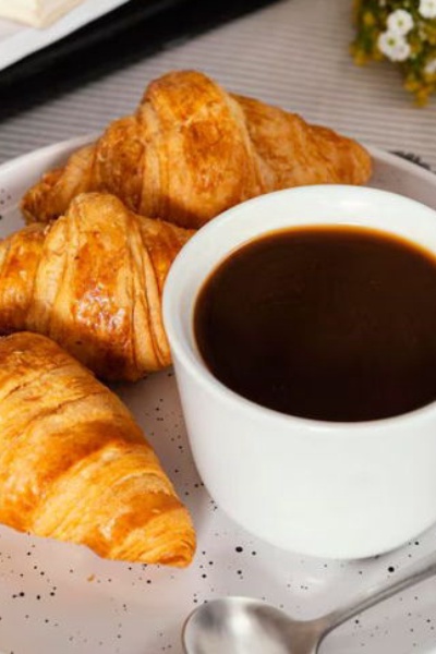 Breakfast and coffee 😋